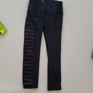 Cut out workout capris